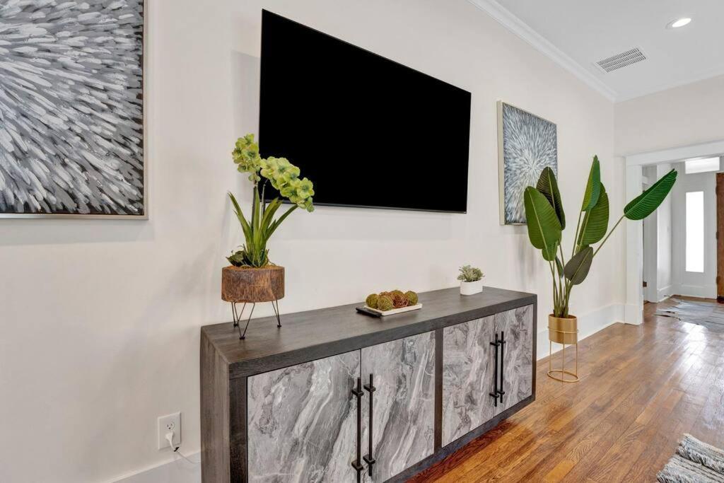 The Victorian - Elegant 3Br Home Near Overton 멤피스 외부 사진