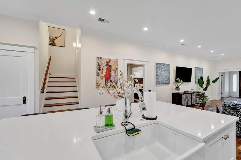 The Victorian - Elegant 3Br Home Near Overton 멤피스 외부 사진